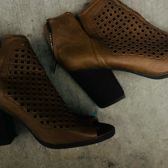 Sugar Open Toe Booties - Picture 3 of 4